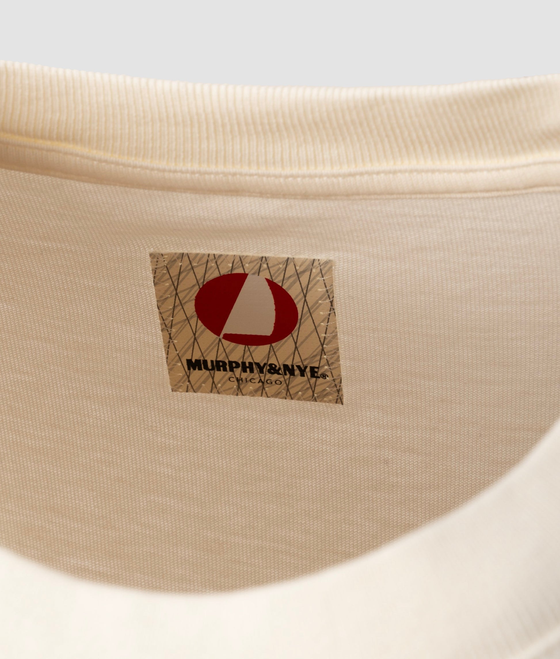 T-SHIRTS EMBOSSED T-SHIRT IVORY | Murphy&Nye