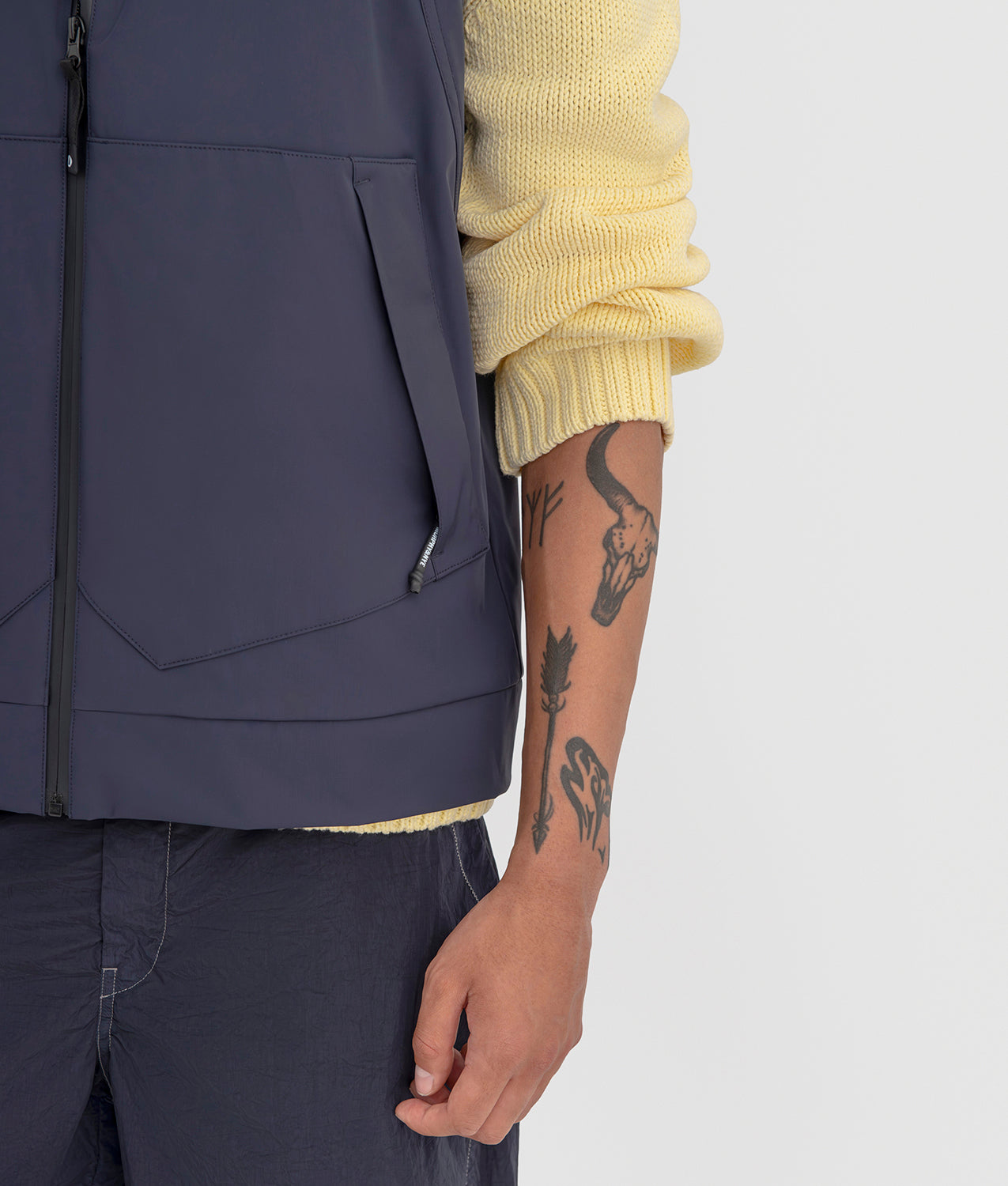 WHISTLE VEST