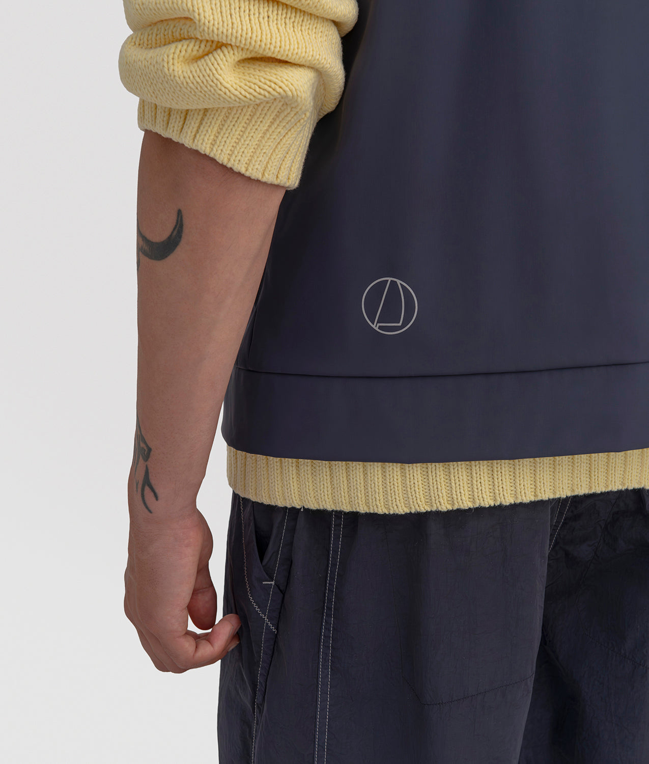 WHISTLE VEST