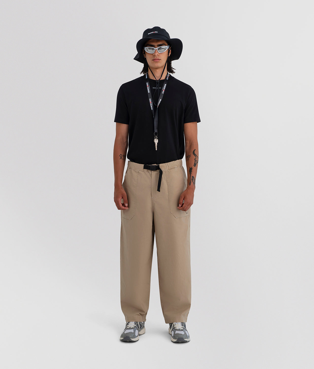 TILLER TROUSERS - M