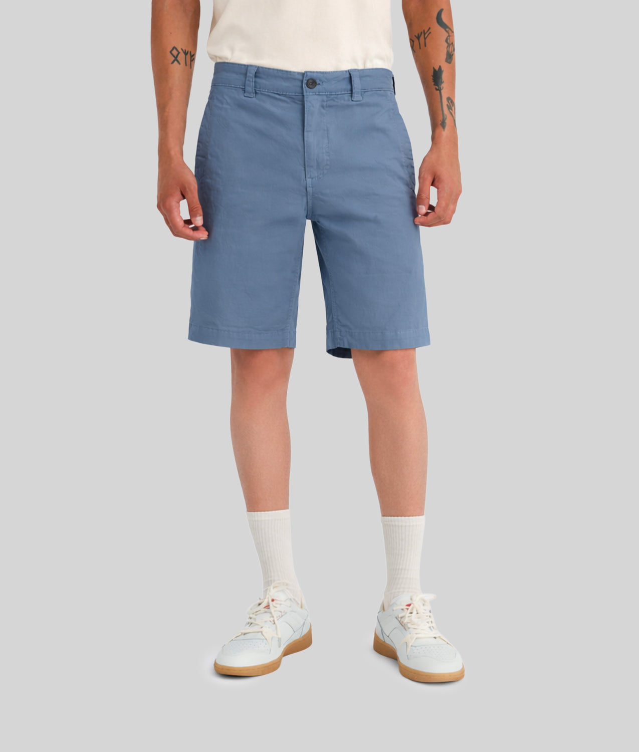 HALF NEWPORT BERMUDA