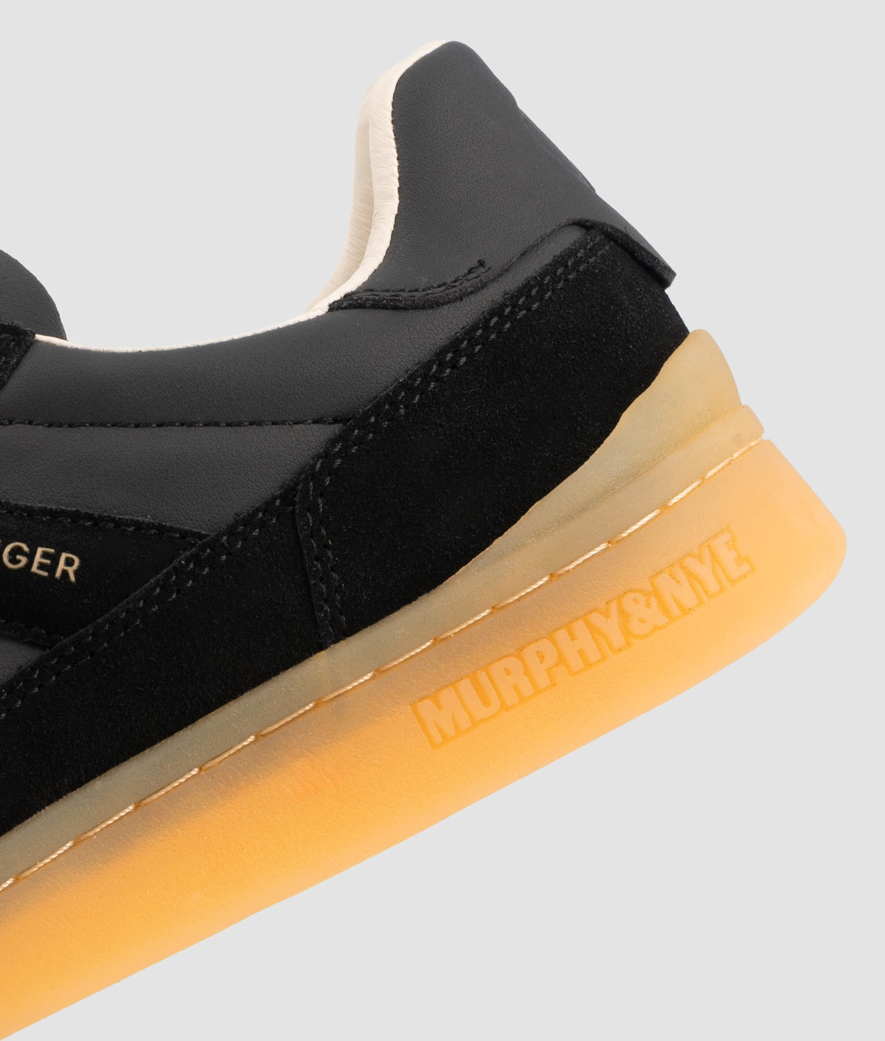 CHALLENGER SHOES - Leather and Suede Sneakers