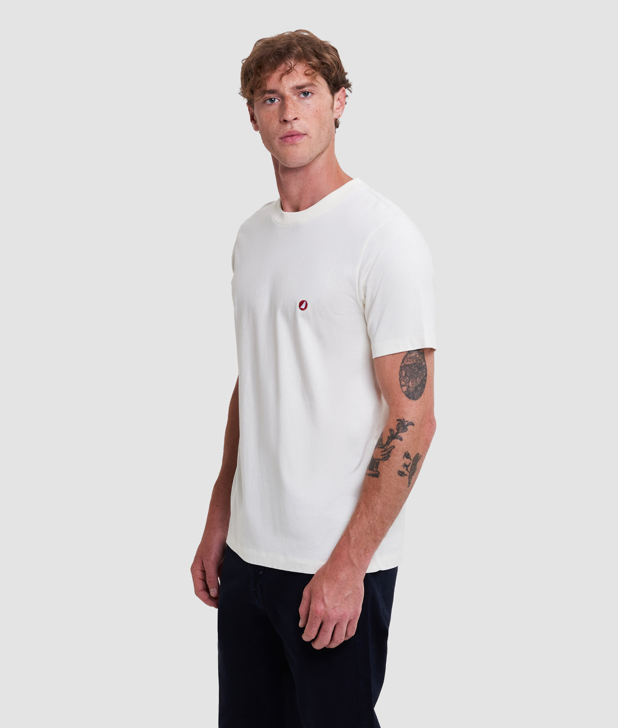 PIVOT T-SHIRT - Oversized T-Shirt with Sail Logo