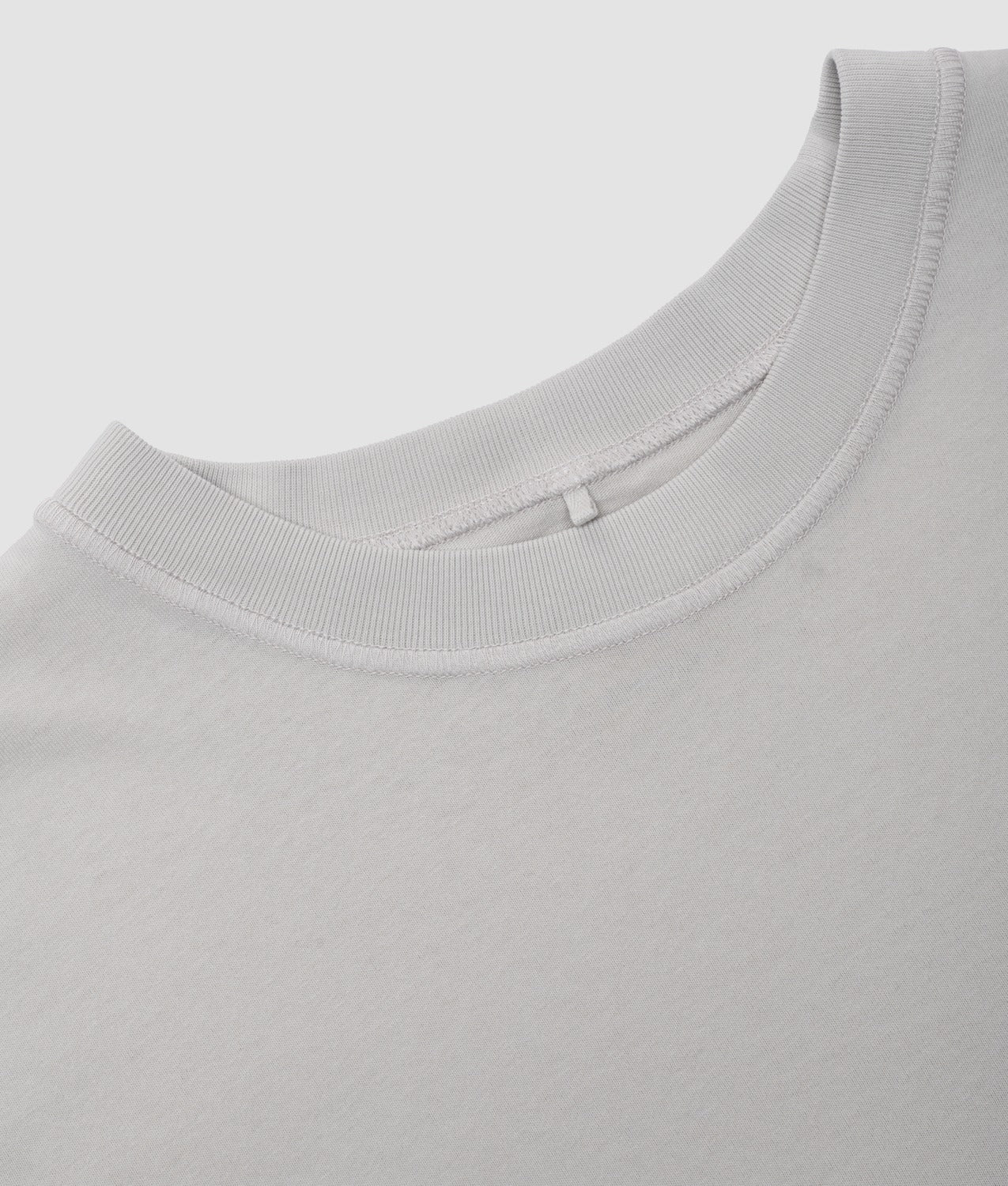 TROOPS T-SHIRT - T-Shirt Vestibilità Comoda con Taschino